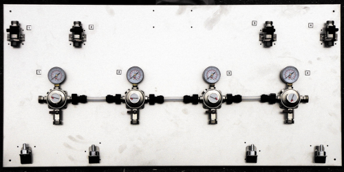 Regolatore di pressione intermedia Co2 pannello di montaggio in acciaio inox - da 2 a 5 conduttori